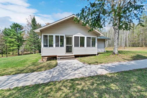 W14541 Camp 5 Road, SILVER CLIFF, WI, 54104 | Card Image