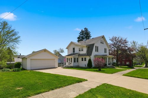 209 S Superior St, Angola, IN, 46703-1841 | Card Image