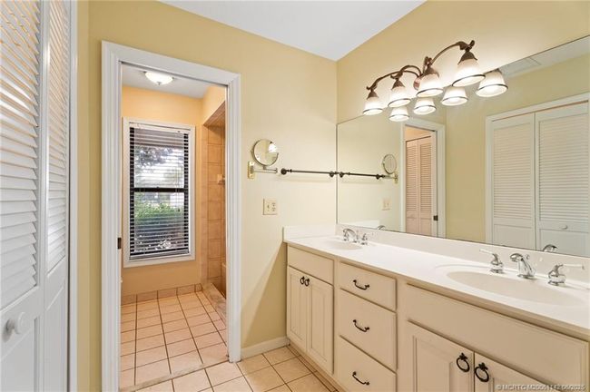 1339 Se Coral Reef St, House other with 3 bedrooms, 2 bathrooms and 2 parking in Port Saint Lucie FL | Image 29