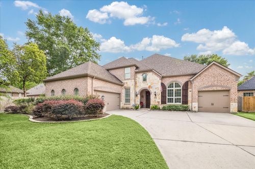 107 Cherry Bark Pl, Montgomery, TX, 77316-6414 | Card Image