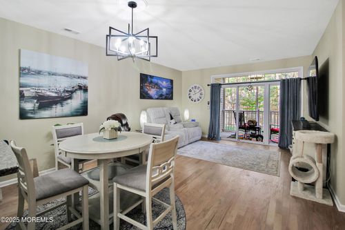 713 Amy Ct, Lakewood, NJ, 08701-6084 | Card Image