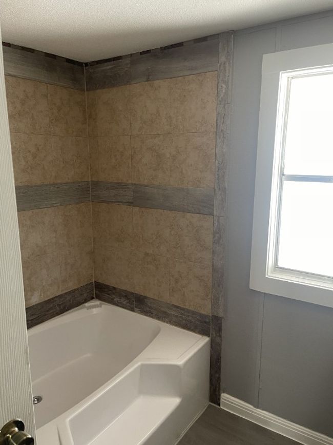 22 Niederwald Dr, House other with 3 bedrooms, 2 bathrooms and 8 parking in Kyle TX | Image 11