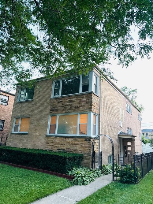 2-8638 Trumbull Ave, Skokie, IL, 60076-2458 | Card Image