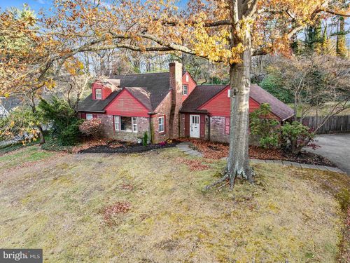 208 Martroy Ln, WALLINGFORD, PA, 19086-6314 | Card Image