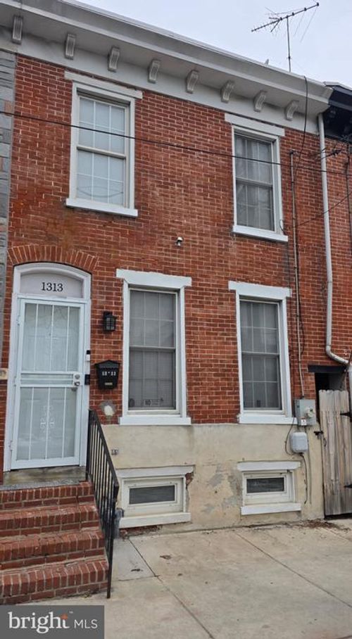 1313 N Walnut St, WILMINGTON, DE, 19801-3223 | Card Image