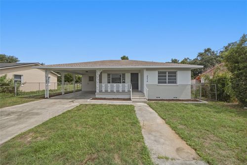 2216 E Mcberry St, Tampa, FL, 33610-5040 | Card Image