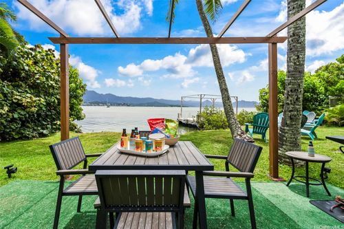 44-421 Kaneohe Bay Dr, Kaneohe, HI, 96744-2611 | Card Image