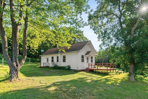 6413 906th St, Elk Mound, WI, 54739-9342 | Card Image