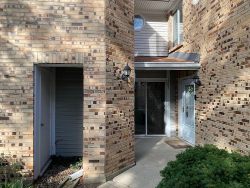 1283 Ranch View Ct, Buffalo Grove, IL, 60089-1191 | Card Image
