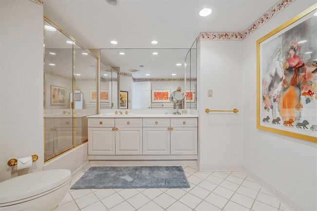 APT-780E - 1 Trimont Ln, Condo with 3 bedrooms, 3 bathrooms and 2 parking in Mt Washington PA | Image 43