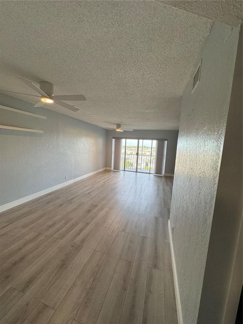 apt-609-1101 Crystal Lake Dr, Deerfield Beach, FL, 33064-1938 | Card Image