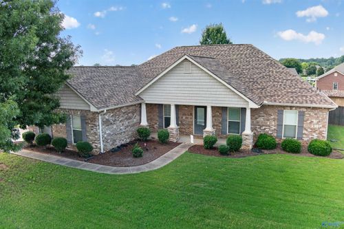 155 Inspirational Dr, Meridianville, AL, 35759-2334 | Card Image