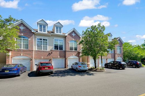 104 Pebble Brook Dr, Clifton, NJ, 07014-1740 | Card Image