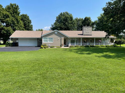 102 Maplewood Dr, Lancaster, KY, 40444-1043 | Card Image