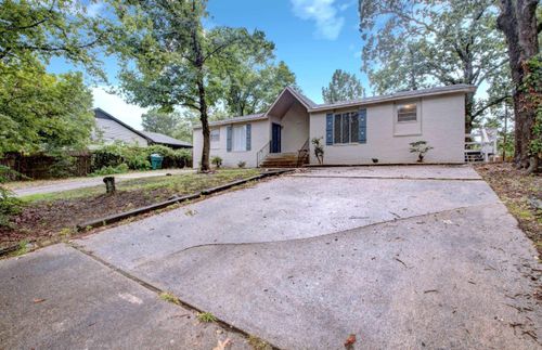8919 Tanya Dr, Little Rock, AR, 72204-3324 | Card Image
