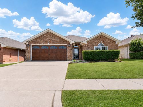 4820 Eagle Trace Dr, Fort Worth, TX, 76244-7923 | Card Image