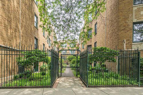 g-7025.5 N Sheridan Rd, Chicago, IL, 60626 | Card Image