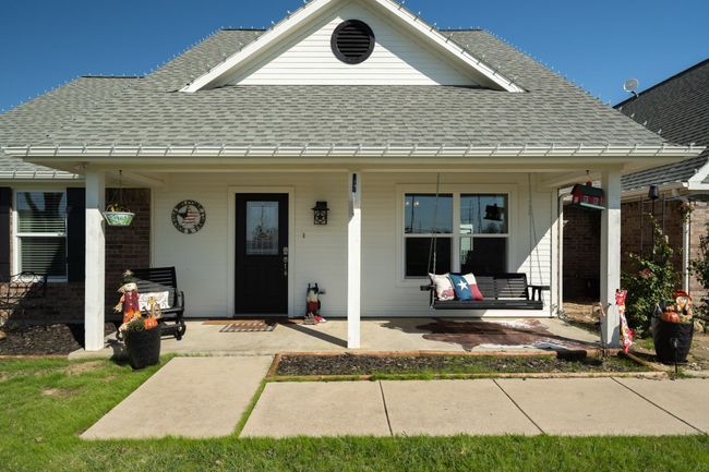 4574 Masch Branch Rd, Home with 3 bedrooms, 3 bathrooms and null parking in Krum TX | Image 5