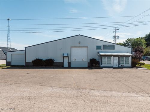 2425 Us Route 62, Dundee, OH, 44624-9233 | Card Image