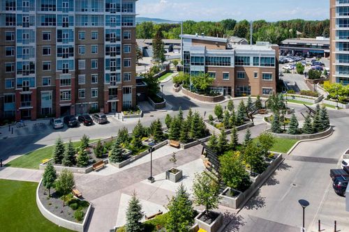 206-16 Varsity Estates Cir Nw, Calgary, AB, T3A2C5 | Card Image