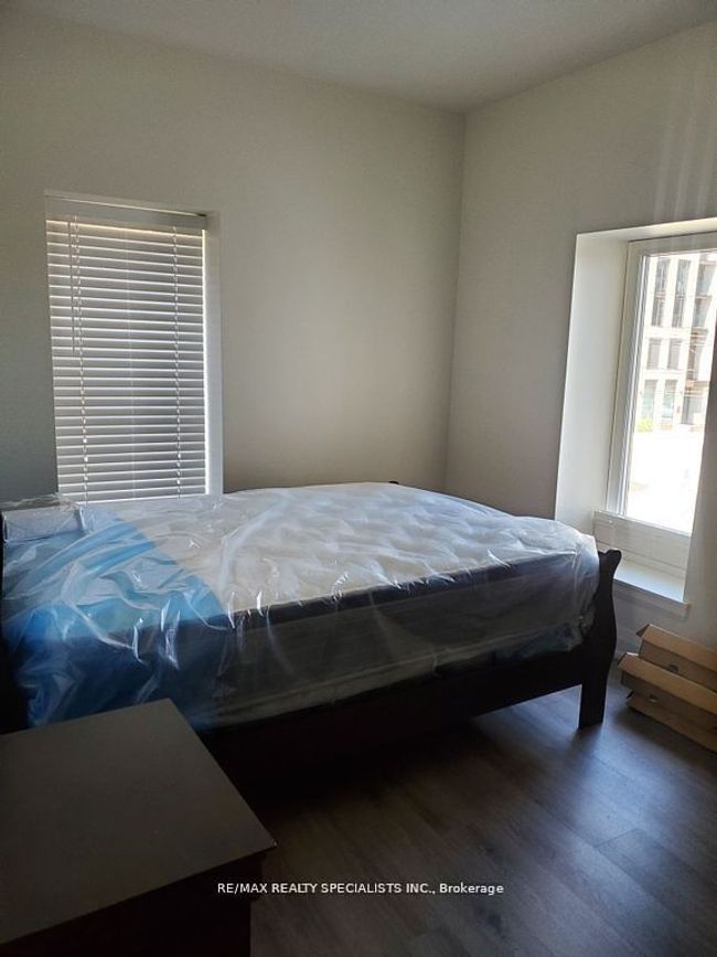 206 - 307 King St E, Condo with 2 bedrooms, 1 bathrooms and 1 parking in Hamilton ON | Image 10