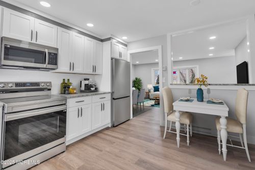 b-402 Picardy Ct, Lakewood, NJ, 08701 | Card Image