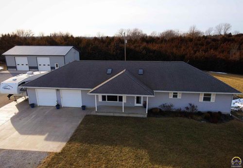 13223 Blue Mound Rd, Valley Falls, KS, 66088-5200 | Card Image