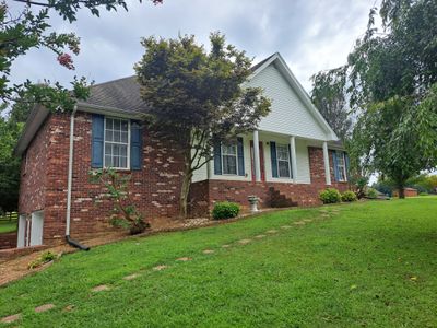 391 Kyson Cir, House other with 3 bedrooms, 2 bathrooms and 2 parking in Lafayette TN | Image 2