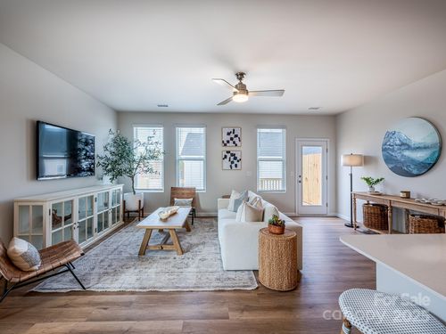 17-2547 Ruby Dixon Crossing Dr, Gastonia, NC, 28056-7975 | Card Image