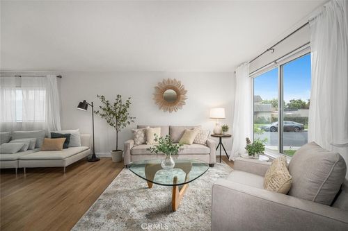 4481 Larwin Ave, Cypress, CA, 90630-4154 | Card Image