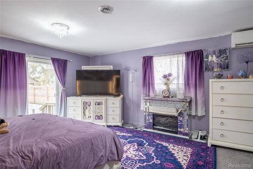 25270 Ford St, Roseville, MI, 48066-3775 | Card Image