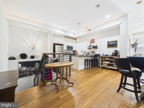 1r-1311 N 6th St, PHILADELPHIA, PA, 19122-4470 | Card Image