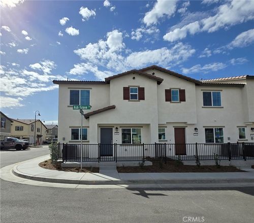 7281 Olive Grove St, Riverside, CA, 92507-1604 | Card Image