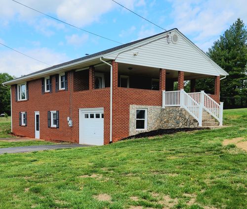 3829 Old Franklin Tpke, Glade Hill, VA, 24092-1704 | Card Image