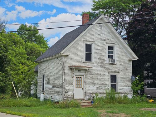 38 Water St, Guilford, ME, 04443-6338 | Card Image