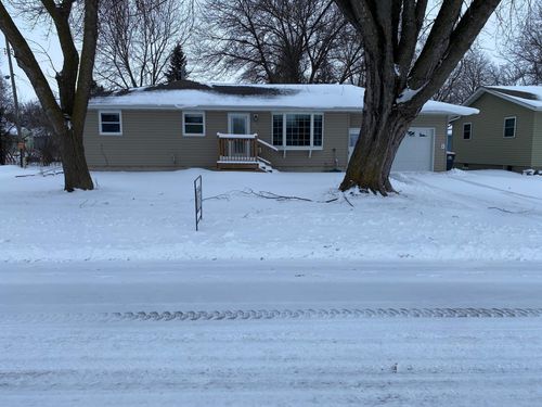 220 S 2nd St, Bird Island, MN, 55310-1103 | Card Image