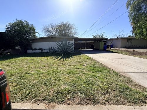 643 W Ramona, Rialto, CA, 92376 | Card Image