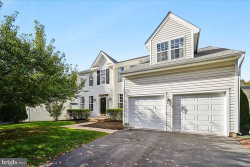 35812 Park Heights Cir, ROUND HILL, VA, 20141-4408 | Card Image