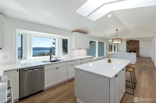 800 Thorndyke Road, Port Ludlow, WA, 98365 | Card Image