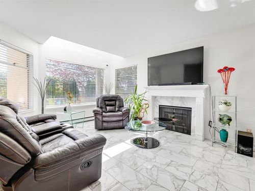 101-1225 Merklin St, White Rock, BC, V4B4B8 | Card Image