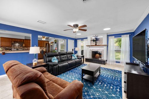 6514 Vialinda Dr, Houston, TX, 77083-1147 | Card Image