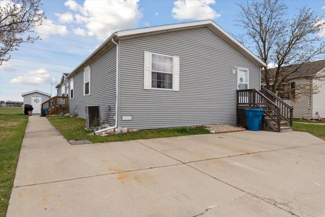 24922 N Hampton Dr, House other with 4 bedrooms, 3 bathrooms and null parking in Flat Rock MI | Image 58