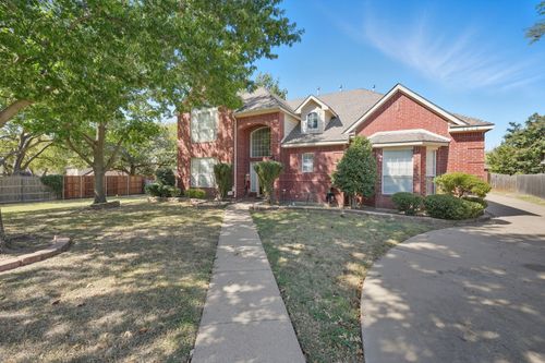 5010 Coventry Ln, Arlington, TX, 76017-7946 | Card Image