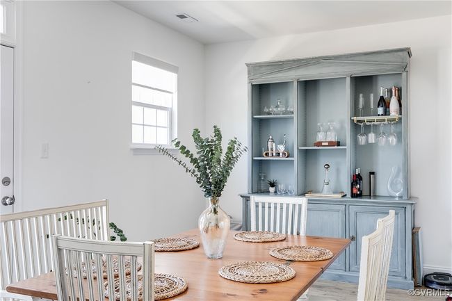 This lovely antique conveys. | Image 18