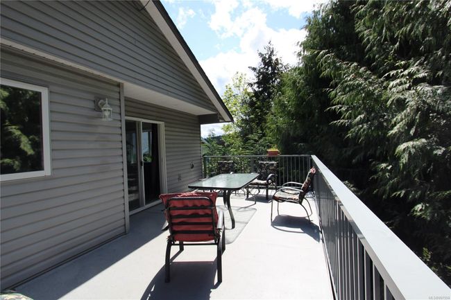 1684 Lailah's Loop, House other with 3 bedrooms, 2 bathrooms and 2 parking in Qualicum Beach BC | Image 10