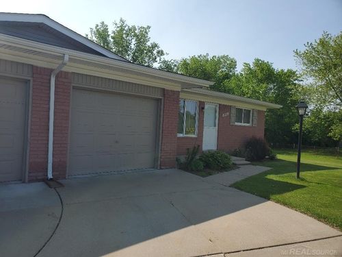 28553 Dino Cir, Chesterfield, MI, 48047-4819 | Card Image