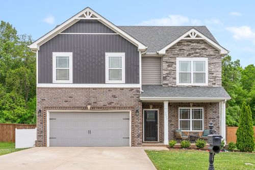 1607 Ellie Piper Cir, Clarksville, TN, 37043-1646 | Card Image