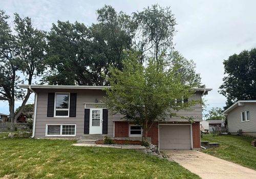 400 W Broadview Dr, Lincoln, NE, 68505-2674 | Card Image