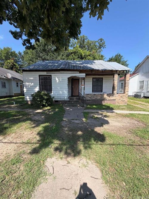 1926 S Olive Street, Pine Bluff, AR, 71601-6554 | Card Image