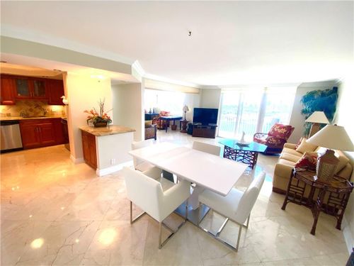 1005-1 Las Olas Circle, Fort Lauderdale, FL, 33316 | Card Image